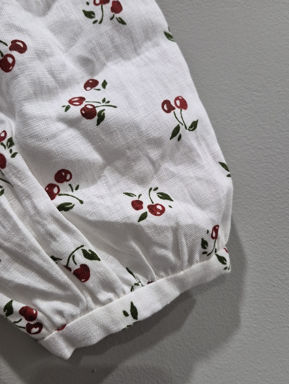 Reformation Weiss Linen Dress Cherry Pit - Picture 4 of 9